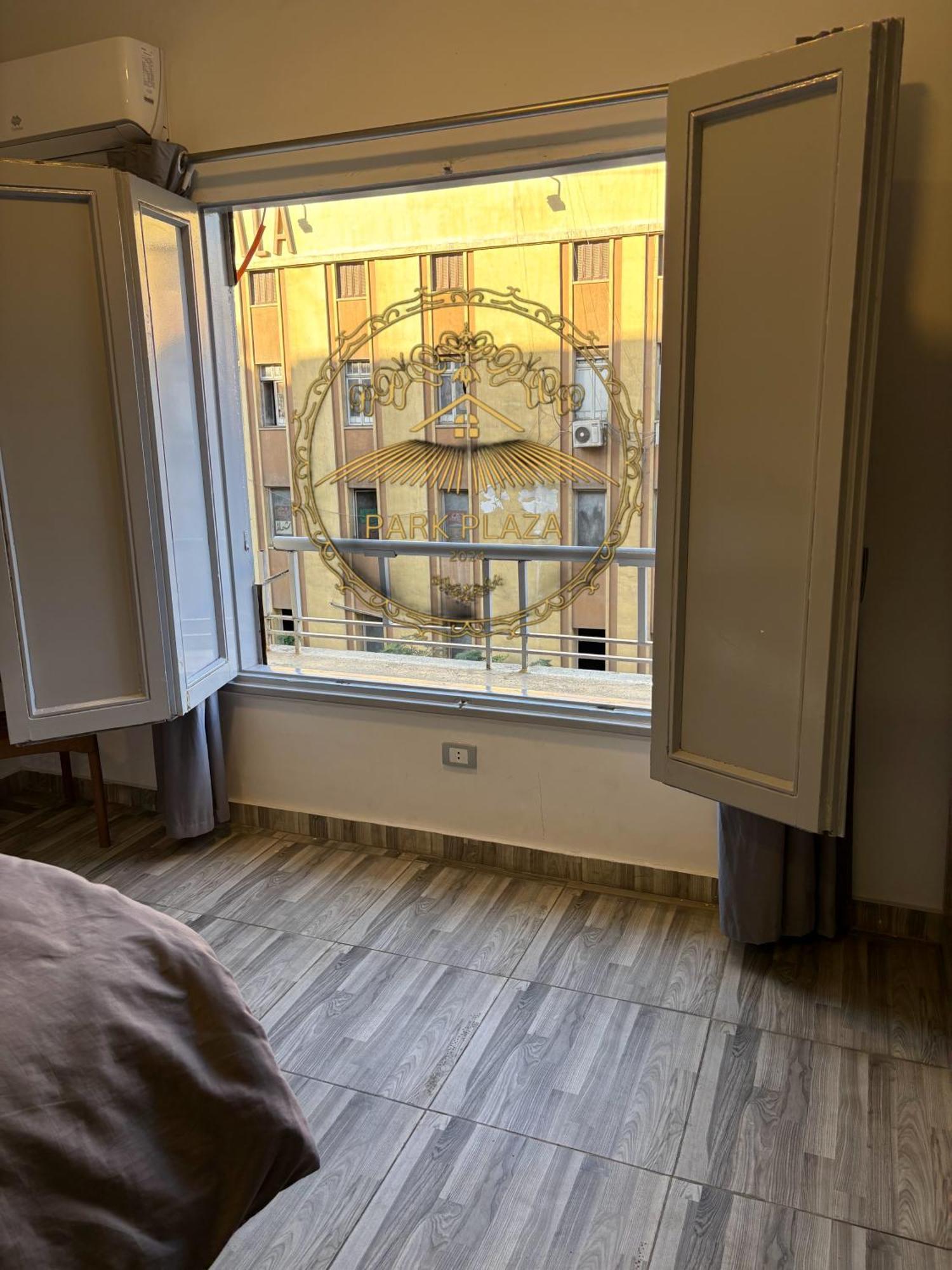 New Park Plaza Hotel 3*